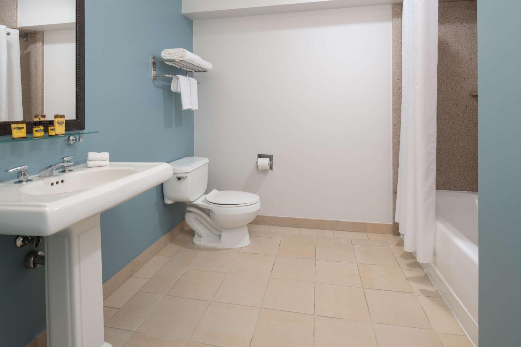 Best Western Plus All Suites Inn Santa Cruz Zewnętrze zdjęcie
