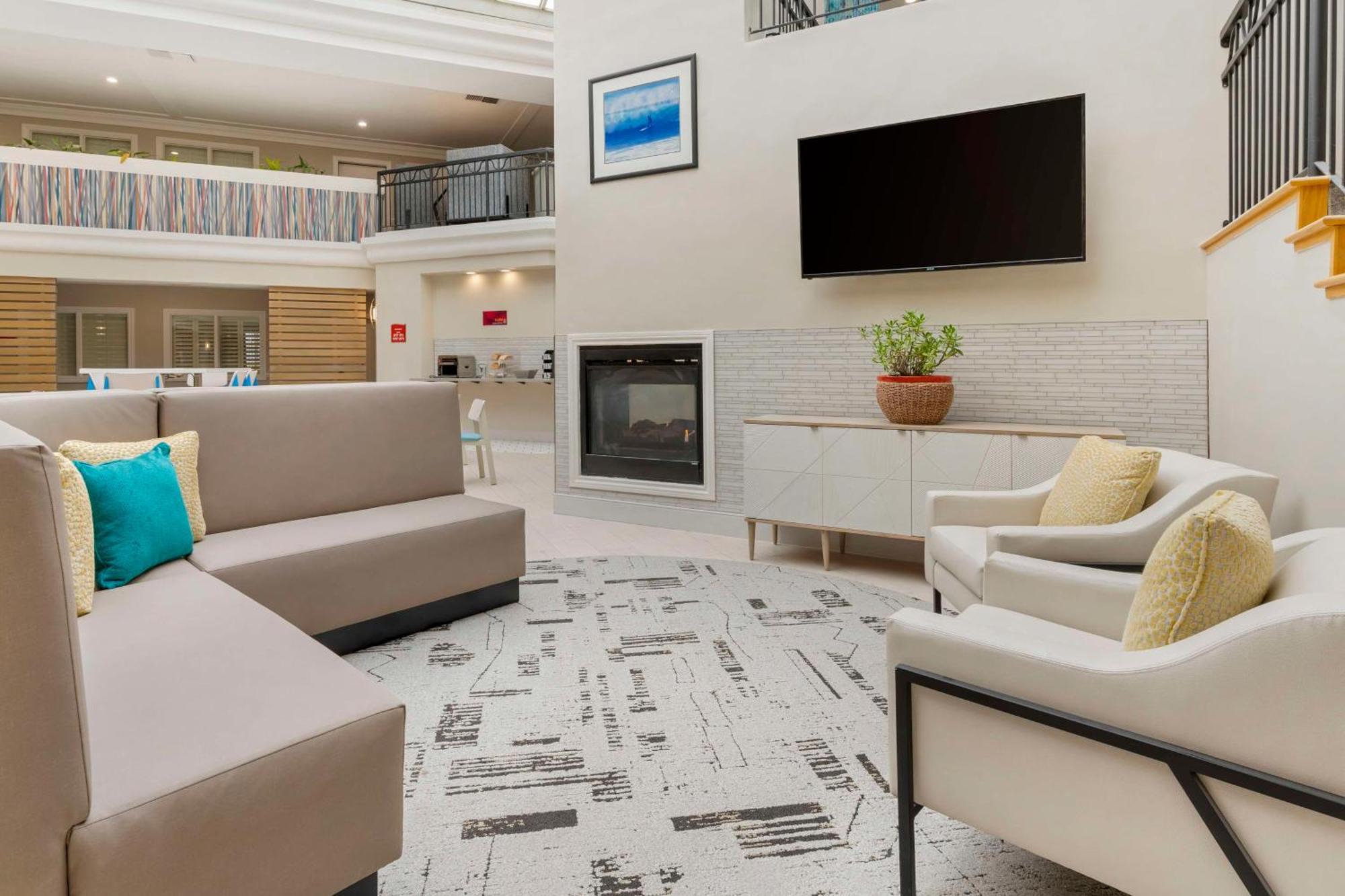Best Western Plus All Suites Inn Santa Cruz Zewnętrze zdjęcie