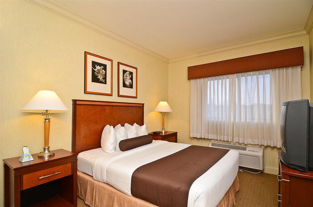 Best Western Plus All Suites Inn Santa Cruz Pokój zdjęcie